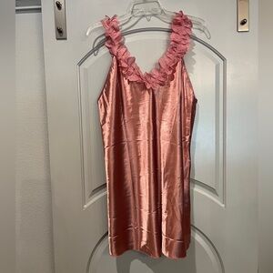 Vintage style Rose Pink Satin lei style neckline nightgown. GUC!